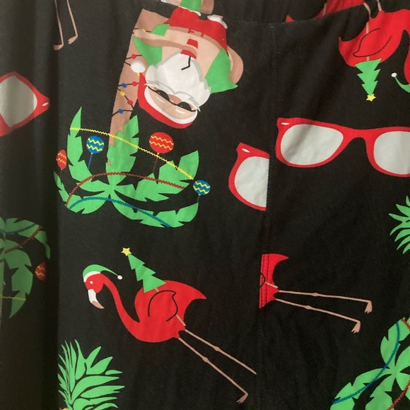 Christmas Leggings - Picture 2 of 3